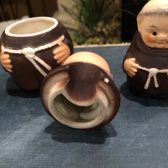 Vintage Hummel Goebel Friar Tuck 3.5" Sugar Bowl S 183 & Mini S/P Shakers P 153 - Picture 9 of 11